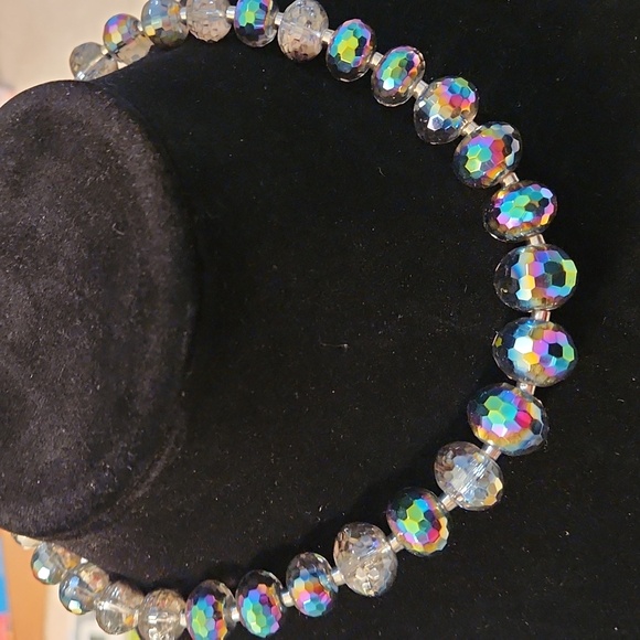 parks lane Jewelry - Irredescent Crystal Necklace